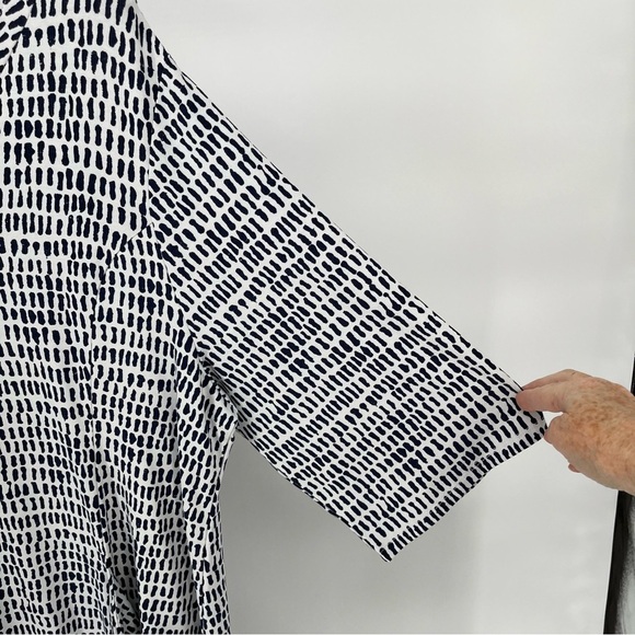 Habitat Clothes To Live In Travel Dress Size XXL Vneck Patterned Pockets Comfort - Picture 5 of 11